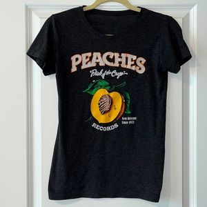 Peaches Records “Pick of the Crop” Tee Size Small🍑🖤